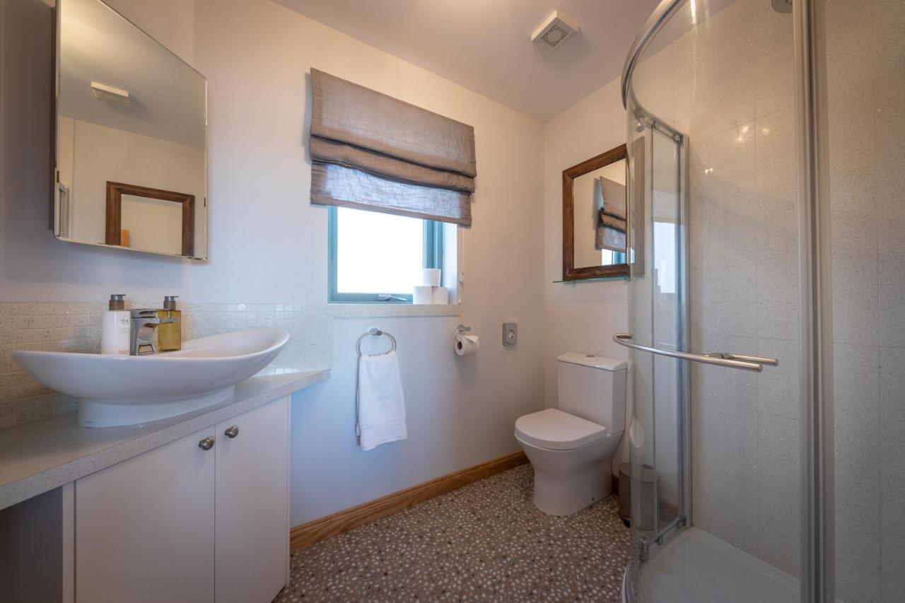 The View Villa Isleornsey  Екстериор снимка